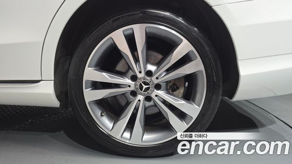 Mercedes-Benz C-Class 2020, фото 6