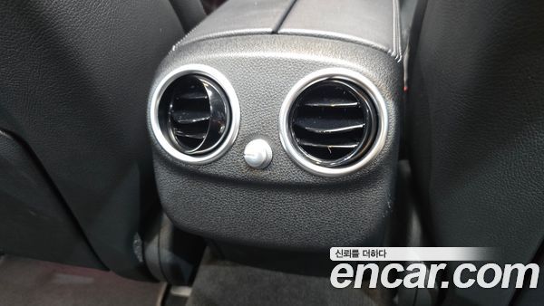 Mercedes-Benz C-Class 2020, фото 31