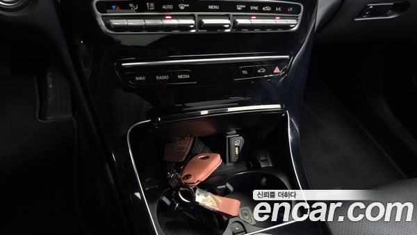 Mercedes-Benz C-Class 2020, фото 32