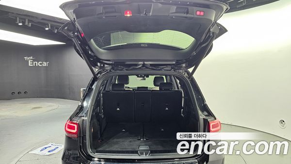 Mercedes-Benz GLB 2021, фото 25
