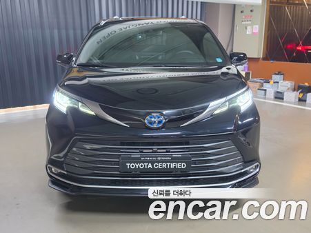 Toyota Sienna 2025, фото 3