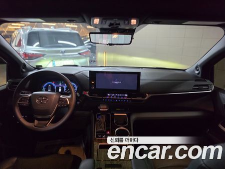 Toyota Sienna 2025, фото 7