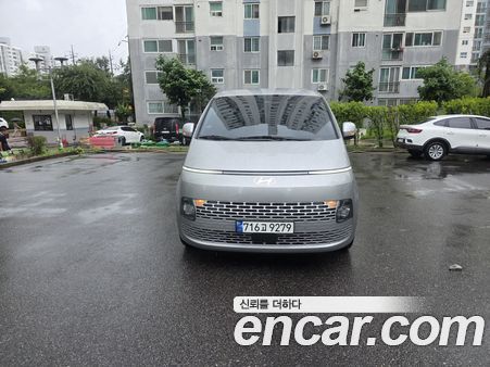 Hyundai Staria 2025
