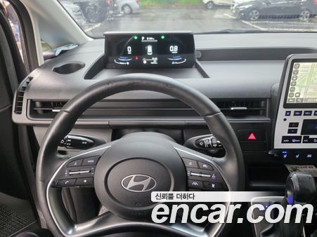 Hyundai Staria 2025, фото 6