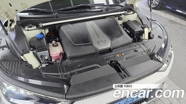 Kia EV6 2022, фото 6