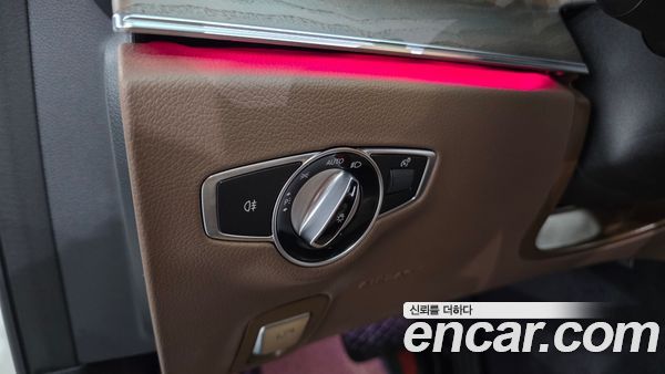 Mercedes-Benz E-Class 2021, фото 26
