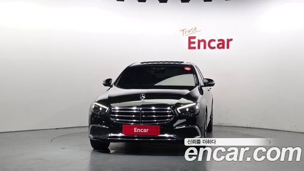 Mercedes-Benz E-Class 2021, фото 3