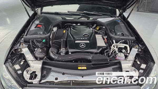 Mercedes-Benz E-Class 2021, фото 6