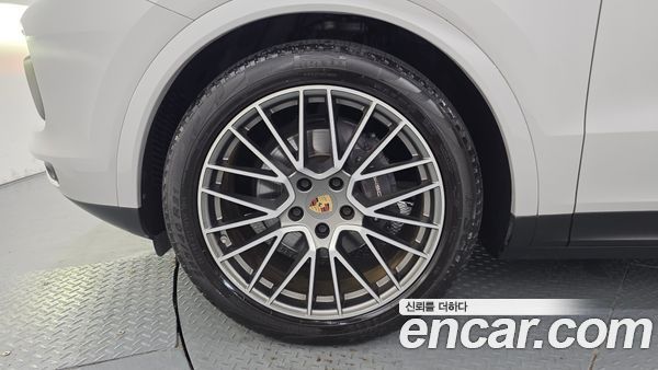 Porsche Cayenne 2023, фото 5