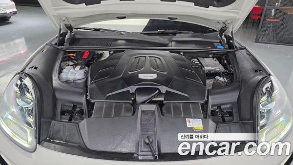 Porsche Cayenne 2023, фото 6