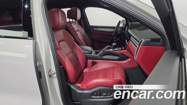 Porsche Cayenne 2023, фото 16