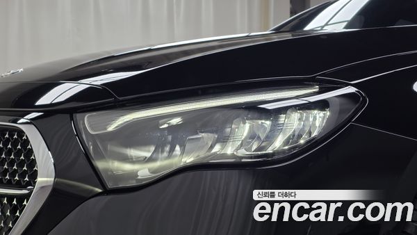 Mercedes-Benz E-Class 2024, фото 7