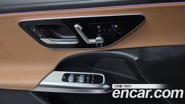Mercedes-Benz E-Class 2024, фото 29