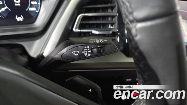 Audi Q4 e-tron 2022, фото 25