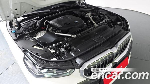 BMW 5 Series 2024, фото 5