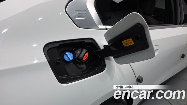 BMW 5 Series 2024, фото 32