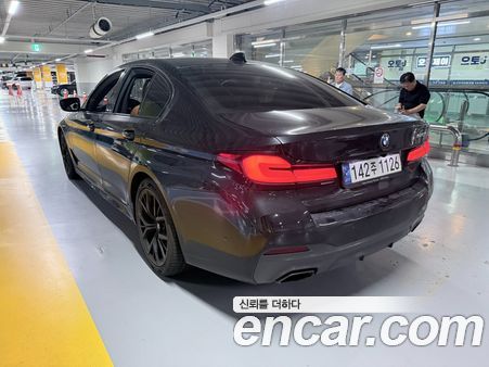 BMW 5 Series 2022, фото 6