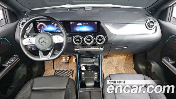 Mercedes-Benz EQA 2023, фото 10