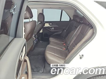 Mercedes-Benz GLE 2023, фото 12