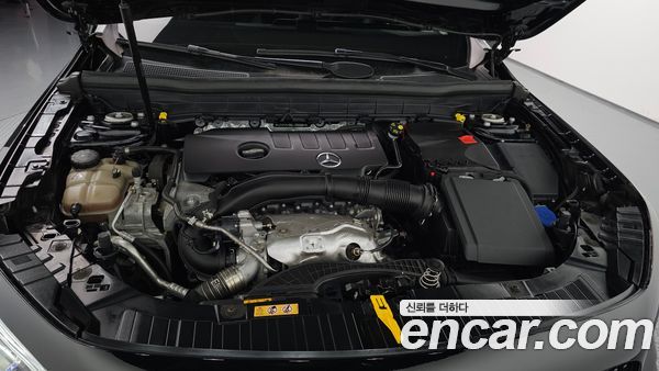 Mercedes-Benz GLB 2020, фото 6