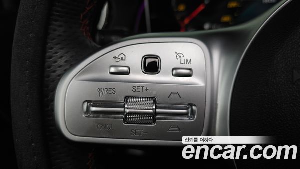Mercedes-Benz GLB 2020, фото 17