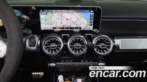 Mercedes-Benz GLB 2020, фото 14