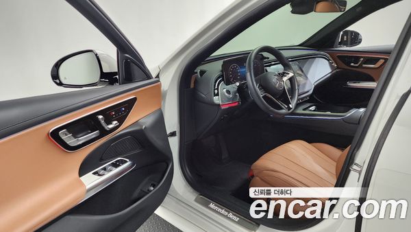 Mercedes-Benz E-Class 2025, фото 13