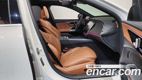 Mercedes-Benz E-Class 2025, фото 16