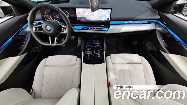 BMW 5 Series 2025, фото 10