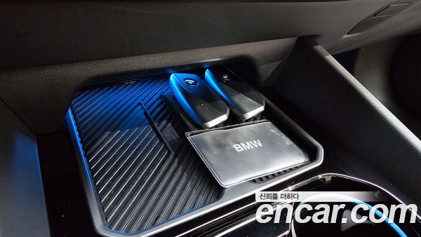 BMW 5 Series 2025, фото 18