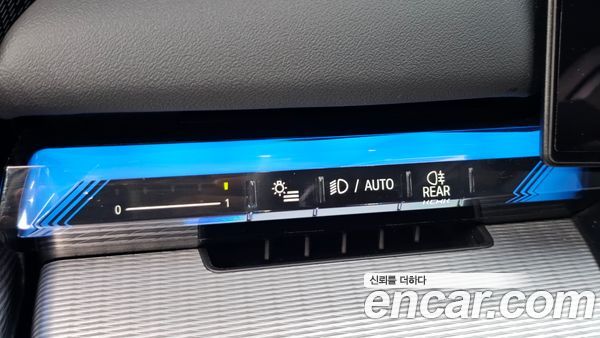 BMW 5 Series 2025, фото 31