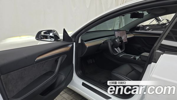 Tesla Model 3 2022, фото 10