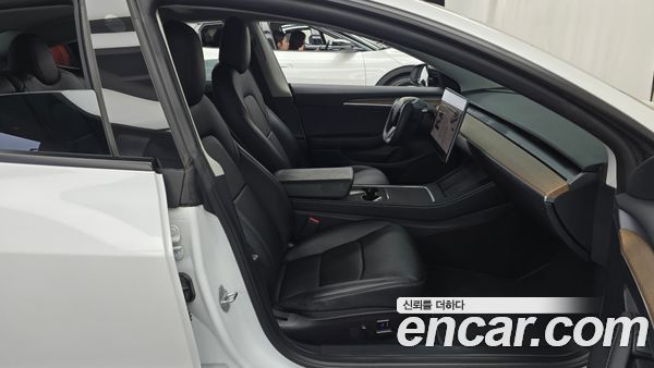 Tesla Model 3 2022, фото 11