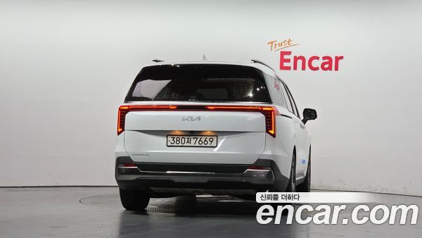 Kia Carnival 2024, фото 4