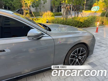 BMW 7 Series 2023, фото 10
