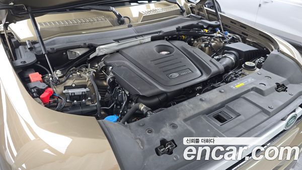 Land Rover Defender 2020, фото 6