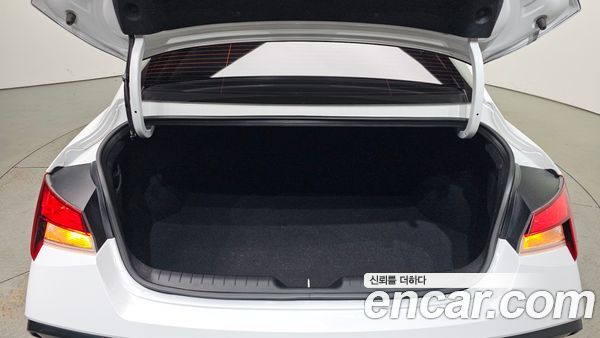 Hyundai Elantra 2024, фото 29