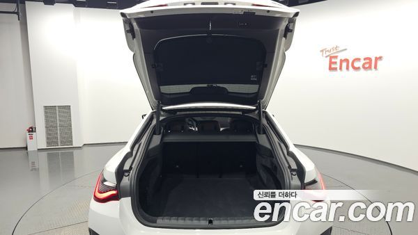 BMW 4 Series 2022, фото 32