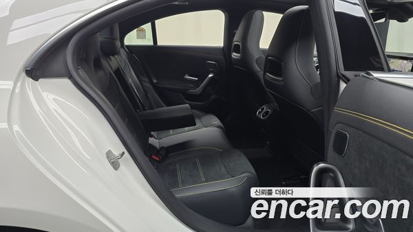 Mercedes-Benz CLA 2025, фото 16