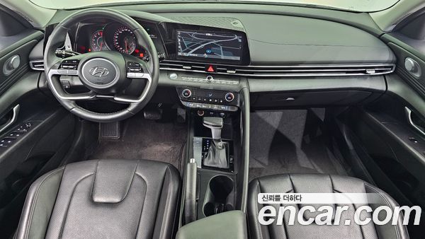 Hyundai Elantra 2023, фото 10