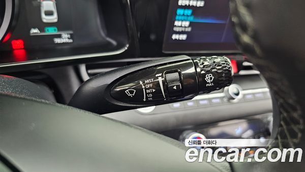 Hyundai Elantra 2023, фото 26
