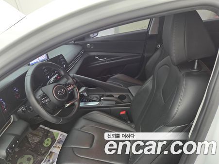 Hyundai Elantra 2021, фото 9