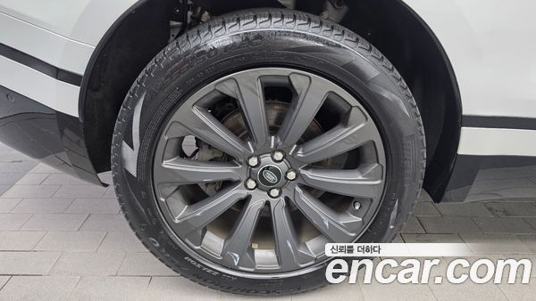 Land Rover Range Rover Velar 2020, фото 5