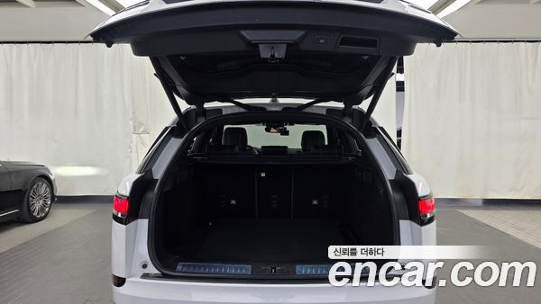 Land Rover Range Rover Velar 2020, фото 20