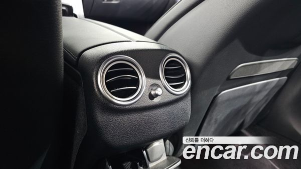 Mercedes-Benz E-Class 2023, фото 34