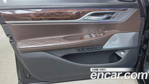 BMW 7 Series 2020, фото 13