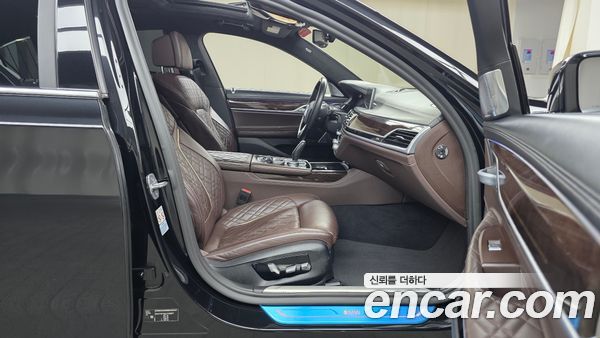 BMW 7 Series 2020, фото 15