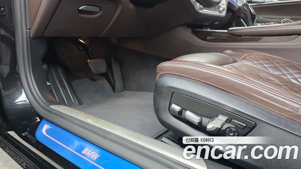 BMW 7 Series 2020, фото 29