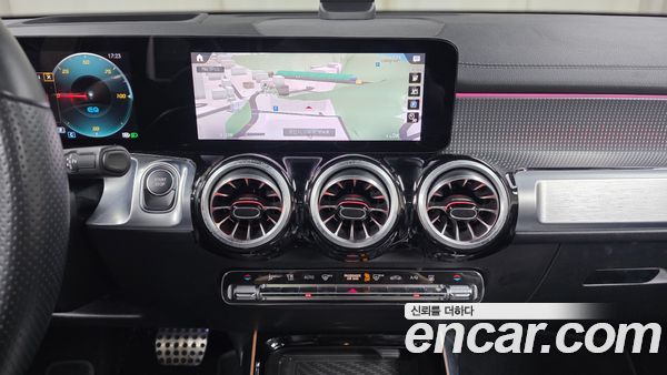 Mercedes-Benz EQB 2023, фото 15