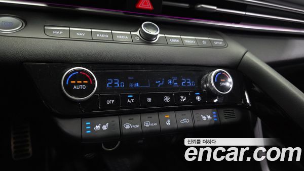 Hyundai Elantra 2023, фото 22